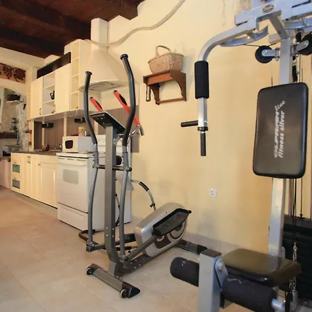 Pet Friendly In Čara